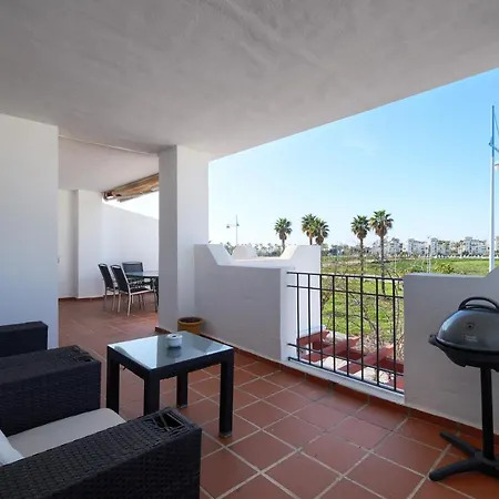 4 Bedroom In Noray, San Pedro アパート マルベーリャ